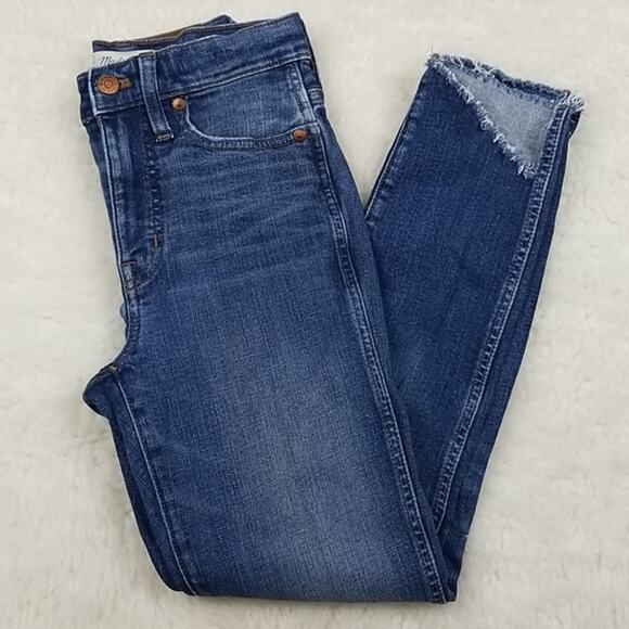 Madewell 23 10" High-Rise Skinny Jeans: Cutout Tulip Hem Edition - Picture 5 of 5